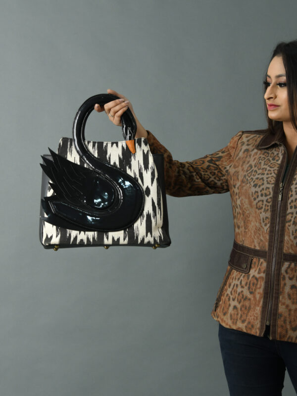 Swan Bag